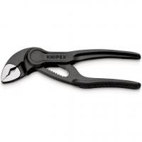 Alicates eléctricos KNIPEX Cobra® XS en su decoración navideña 